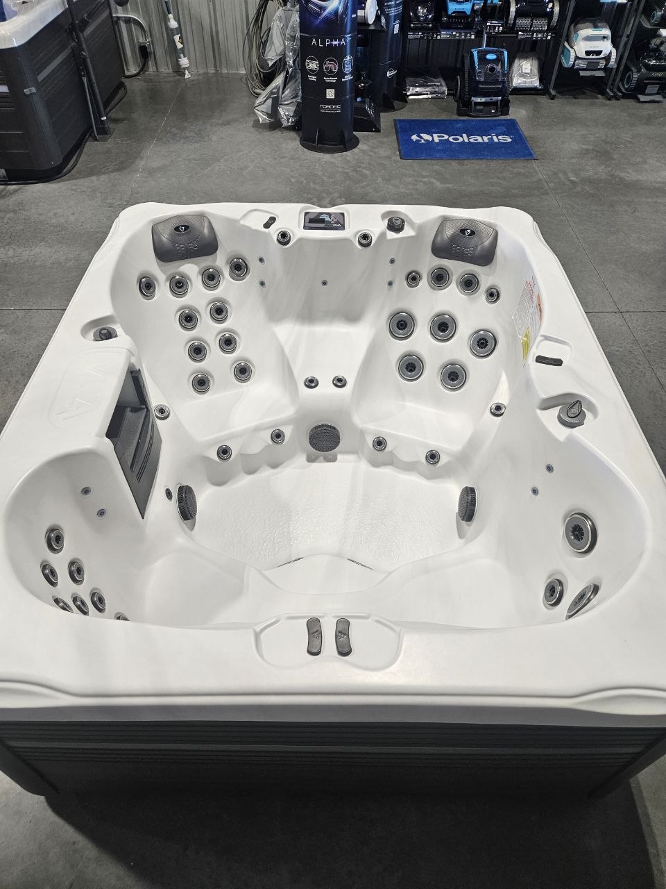 Pur Spa 5-person white - AquaZen showroom clearance Richland WA