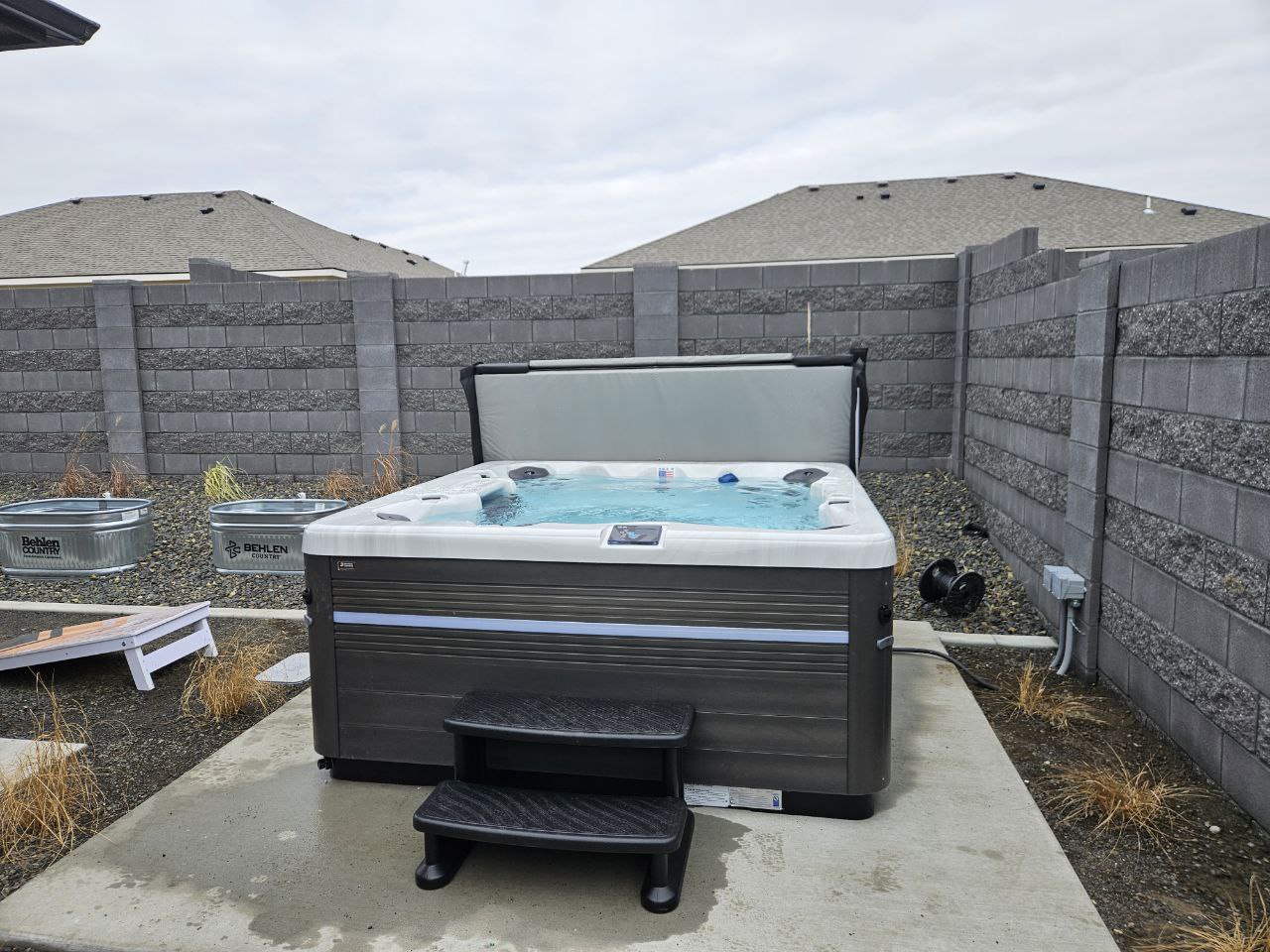 Hot tub delivery - residential backyard