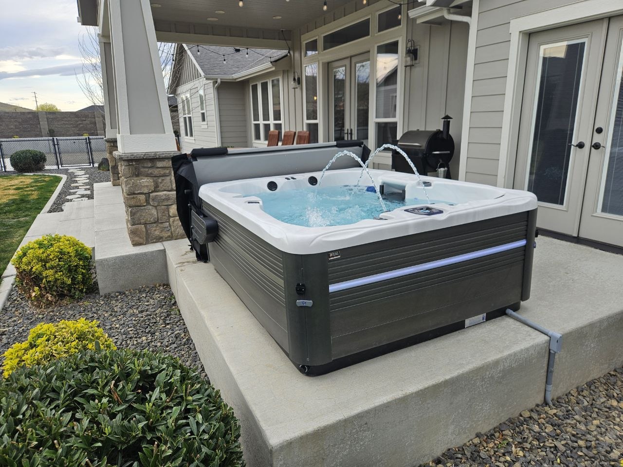Hot Tubs & Spas — Vita Spas & Pur Spas | Richland, Kennewick & Pasco WA | AquaZen Vita Spa installed in beautiful backyard — Tri-Cities WA