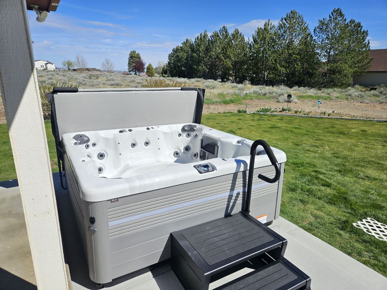Vita Spa installed in backyard - AquaZen Richland WA